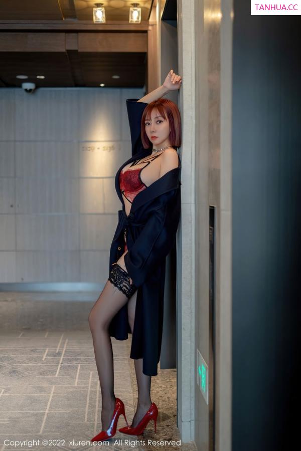 闫雪松 松果儿 [XiuRen]高清写真图 2022.04.19 No.4886 果儿Victoria第6张图片